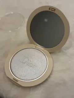 【Dior】ディオールスキン フォーエヴァー クチュール ルミナイザー 03