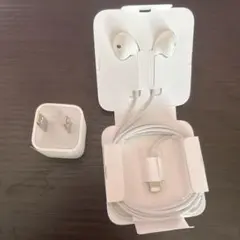 Apple 純正イヤホン　充電器