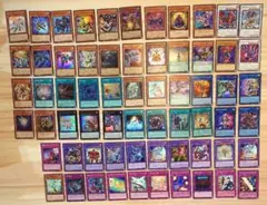 遊戯王 デュエルモンスターズ カード 約64枚