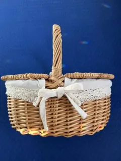 籐製ハンドル付きバスケット