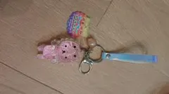 ぷかぷかオイルベアー シーサー キーホルダー ピンク 沖縄のサムネイル