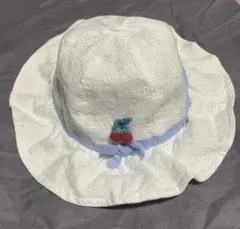 ファミリア　さくらんぼのレースの帽子　サイズ53-55センチ