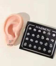 hal*様　マグネットピアス クリスタル風 24個セット　ピアス風