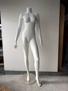 女性用ホワイトマネキン　９号