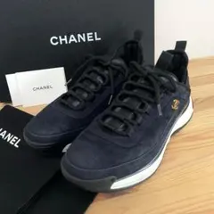 《超美品》CHANEL シャネル スニーカー ココマーク ネイビー系 38のサムネイル