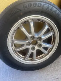 サーフ純正ホイール Goodyear 16インチ 冬タイヤ・ホイールセット サーフ純正ホイール Goodyear 16インチ 冬タイヤ・ホイールセット