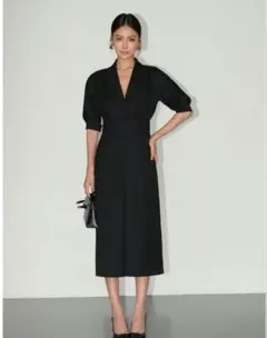 滝沢真紀子着用✨ADORE アドーア サマーワンピース 黒 リネン混 フレア 滝沢真紀子着用✨ADORE アドーア サマーワンピース 黒 リネン混 フレア