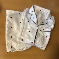 ハート柄ホワイトサテンパジャマセット　GU ジーユー　Mサイズ　ルームウェア