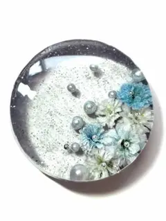 Item thumbnail for item 24a9f6b3-6d6d-465d-8347-49bd14d9b4ff