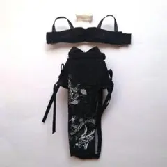 ミンティ　MINTY 2　海洋宝石　黒蛇　アウトフィット　服　ブラインドドール