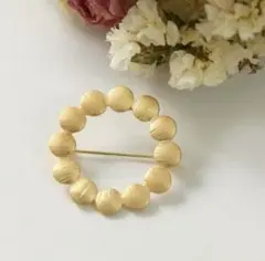 北欧　サークルブローチ　アンティーク　ヴィンテージ　ゴールドカラー