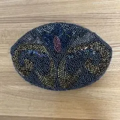 ビーズ刺繍オーバル型コインケース