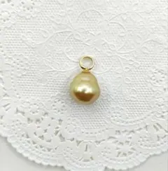 南洋白蝶真珠ペンダントトップ K18