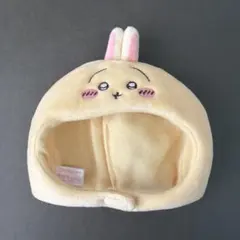 ちいかわパーク　マスコットサイズなうきうきぬいぐるみキャップ　うさぎ