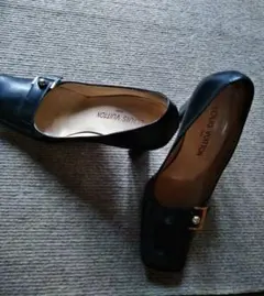 ルイ・ヴィトン　パンプス