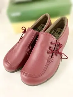 Item thumbnail for item d9ddeb3d-9fd4-47b4-8e35-f44c1d0bd314