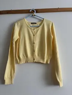 INGNIイエロー Mサイズ ボタン付きカーディガン