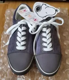 (タグ付き新品)スヌーピー刺繍スニーカー Lサイズ 24～24.5cm しまむらのサムネイル