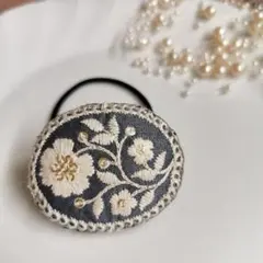 ハンドメイド　インド刺繍のヘアゴム