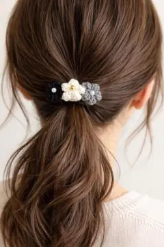 ぷっくりお花のポニーフック