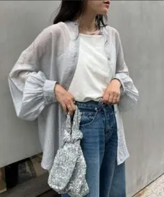【新品未使用】チャオパニックティピー　シアーバンドカラーシャツ　グレーのサムネイル