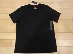 【新品未使用】TOMMY HILFIGER ロゴ刺繍クルーネック