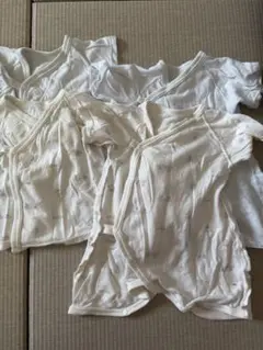ベビー肌着4枚セット ホワイトくま柄2枚、水色2枚　各種短、長一種類ずつ