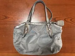 PRADA シルバー ナイロントートバッグ