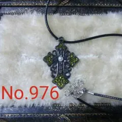 十字架のネックレス スワロフスキー ハロウィン クロス オンリーワン