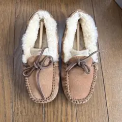 美品　UGG ブラウン スエード モカシンシューズ