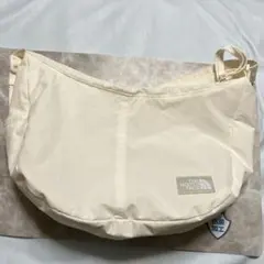 Item thumbnail for item 4b2e49bb-e72e-40b3-8e32-d8d1a35917a1