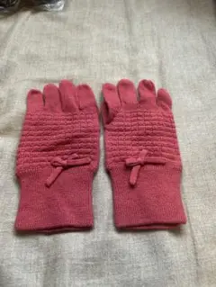 ベビー　子供　リボン付き　赤い手袋 ジャカディ