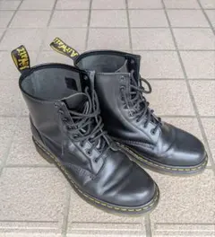 美品❗️28cm！Dr. Martens ブラック ミッドカットブーツ
