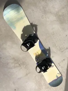 アートデザイン スノーボード バインディング付き　中古品