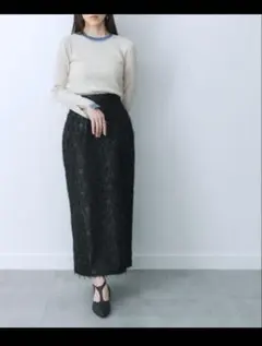 HEYUMM 　ジャガードフリンジスカート　ブラックのサムネイル