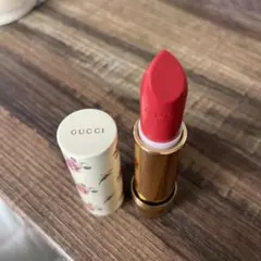 GUCCI グッチ　リップ　25のサムネイル