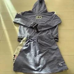 FILA LOVETOXIC フード付きスウェットシャツとスカートセット