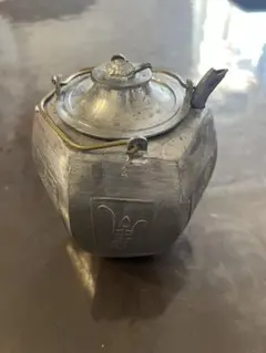 Item thumbnail for item e37da726-fd1b-4970-a5e6-4ee80f0db99a