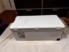 Item thumbnail for item 07eec5e0-1416-4235-ab8a-d22fe1e130a6