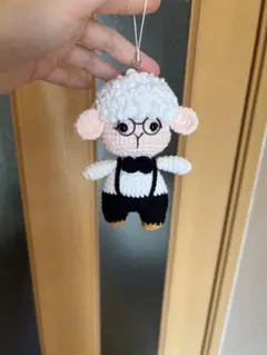 あみぐるみ 羊 眼鏡付き。