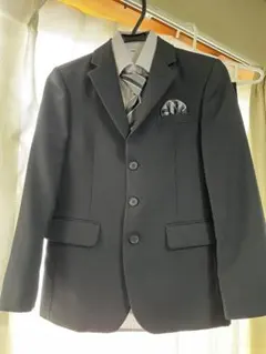 フォーマルスーツ ブラック 付属品あり