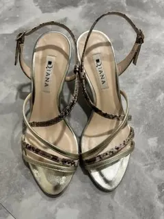 ダイアナ　ゴールド サンダル 23cm