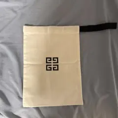GIVENCHY 巾着ポーチ コットン製