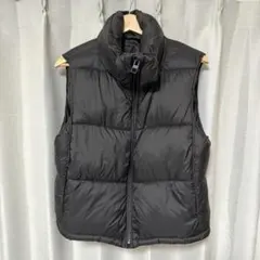 【ZARA】ブラックダウンベスト