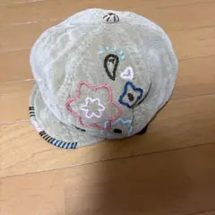 刺繍デザイン ベージュ系 ベビーキャップ