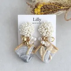 #977 インド刺繍リボン/大ぶり/ビーズ/パール/花/ハンドメイドピアス