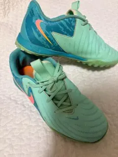 ナイキ　NIKE サッカー　トレーニングシューズ　ファントム　22.5