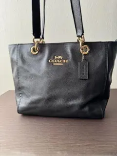 COACH ブラックレザー トートバッグ