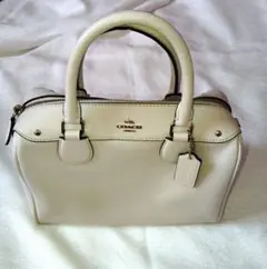COACH ホワイトレザー ハンドバッグ