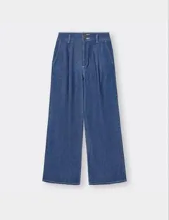 gu ライトデニムタックワイドパンツ　BLUE Sサイズ